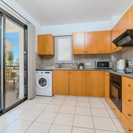 Mediterranean Sunrise Complex * Oroklini