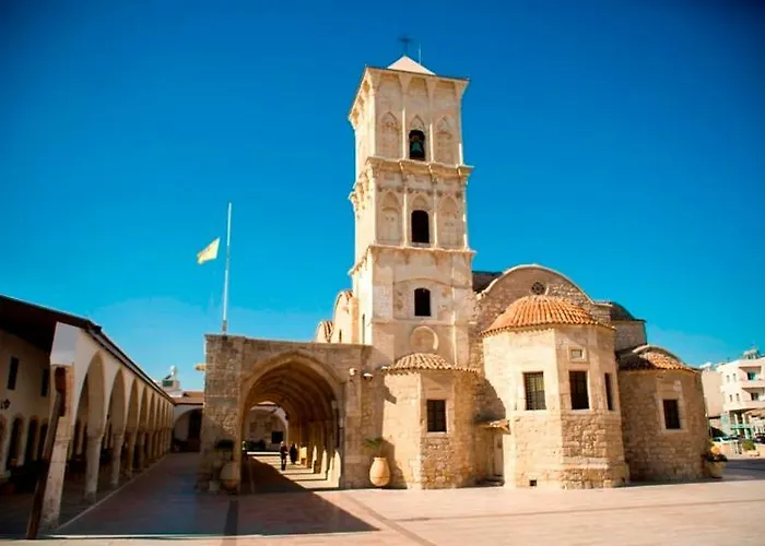 Mediterranean Sunrise Complex Apartamento