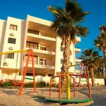 Апартаменты Mediterranean Sunrise Complex