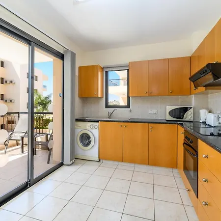 Mediterranean Sunrise Complex Apartment Voroklini