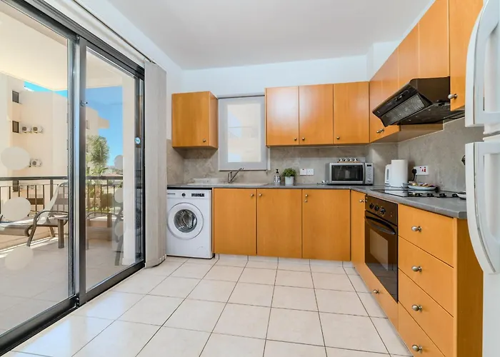 Mediterranean Sunrise Complex * Voroklini